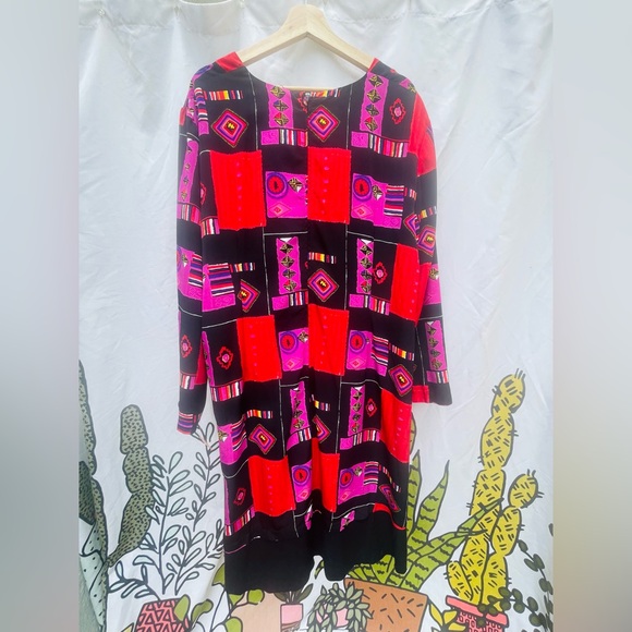 Colorful Geometric Pattern Dress - Picture 4 of 5